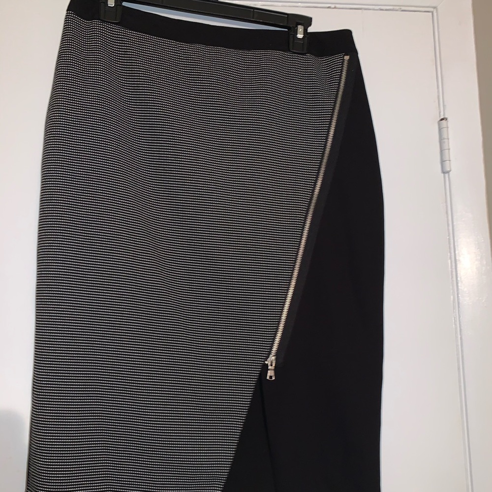 Worthington skirt